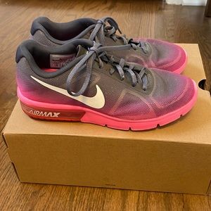 Nike air max trainers